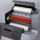 automatisch laminieren anlegen schneiden mit dem Fujipla Laminator